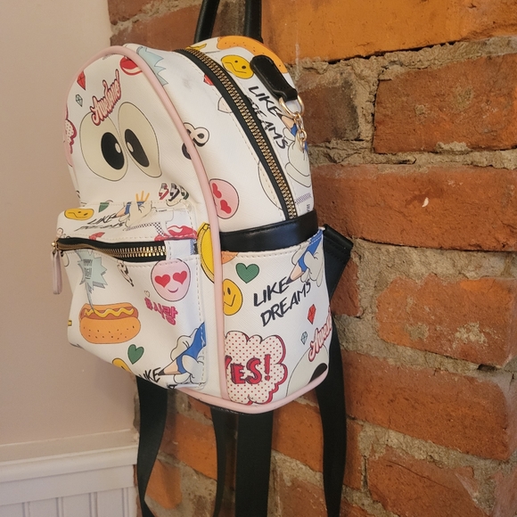 Awesome purse backpack style graphic cartoon print - Picture 3 of 8